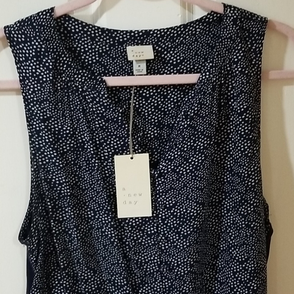 Pretty Blue a new day Sleeveless Blouse - Picture 6 of 7